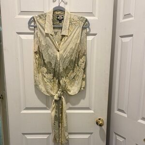 Tommy Bahama‎ Yellow Sleeveless Tie-Front Blouse